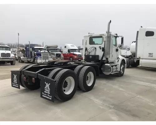 International 9200 Truck
