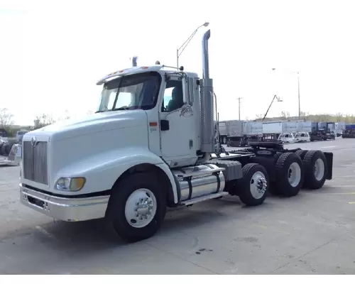 International 9200 Truck