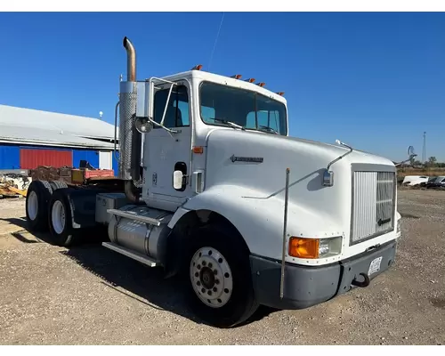 International 9200 Truck