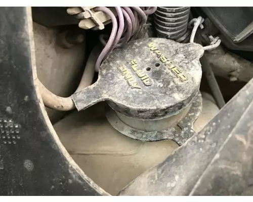 International 9200 Windshield Washer Reservoir