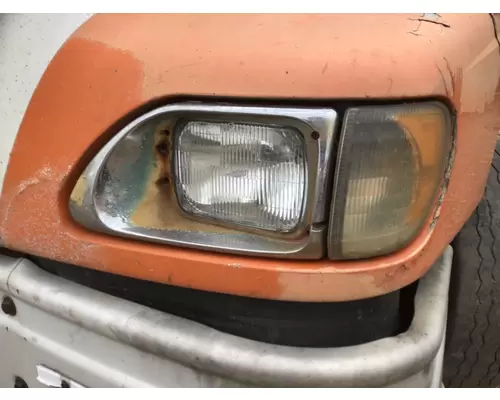 Headlamp Assembly INTERNATIONAL 9200I 2000-2005 LKQ Evans Heavy Truck Parts