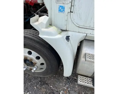 Fender Extension INTERNATIONAL 9200I B &amp; W  Truck Center