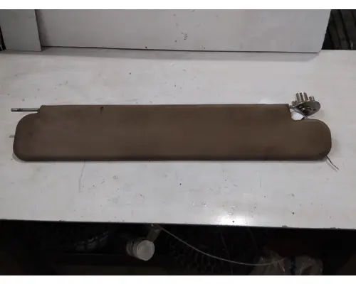 Interior Sun Visor INTERNATIONAL 9200I LKQ Thompson Motors - Wykoff