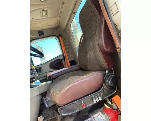 Seat, Front INTERNATIONAL 9200I WG Truck Centre