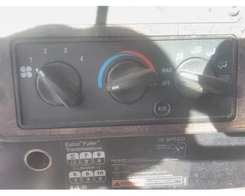 Temperature Control INTERNATIONAL 9200I LKQ Heavy Truck - Tampa
