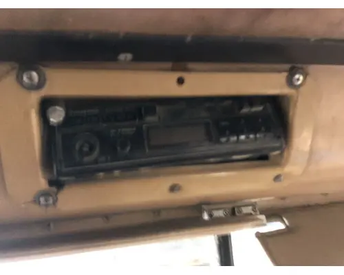 Radio International 9300 Vander Haags Inc Sp