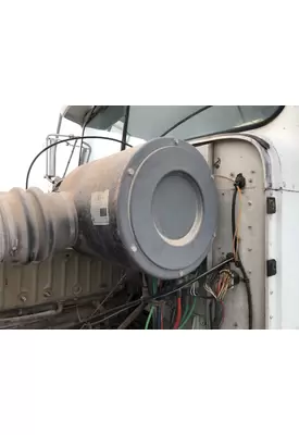 International 9300 Air Cleaner