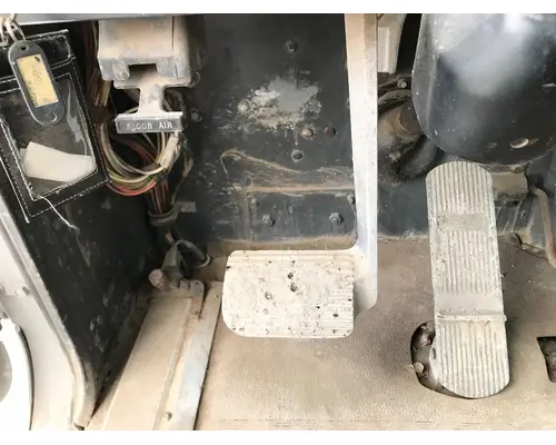 International 9300 Body, Misc. Parts