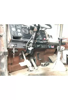 International 9300 Dash Assembly