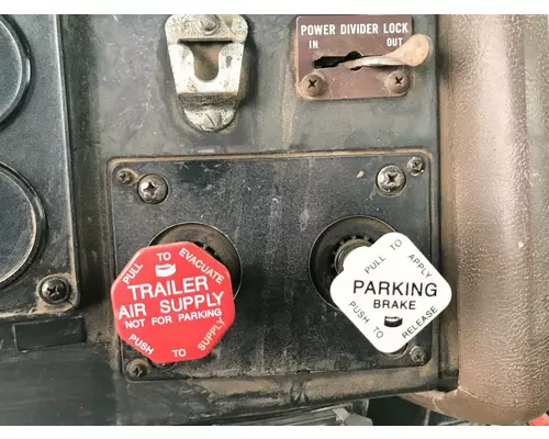 International 9300 Dash Assembly