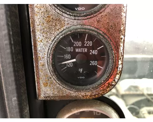 International 9300 Dash Assembly