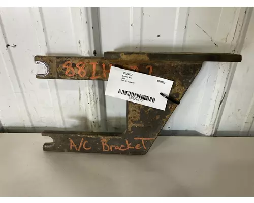 Brackets, Misc. International 9300 Vander Haags Inc WM