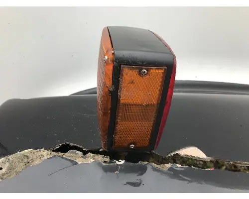 International 9300 Headlamp Assembly