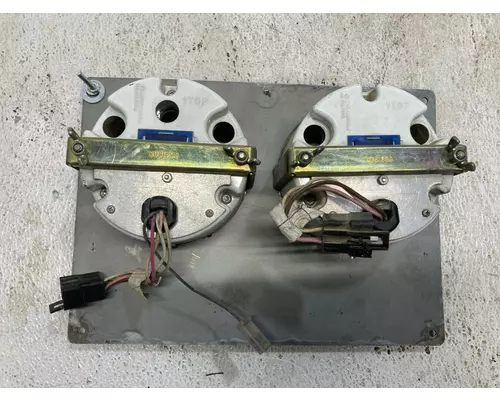 International 9300 Instrument Cluster