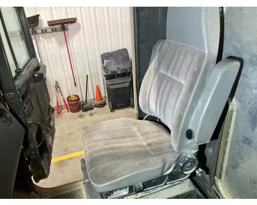 International 9300 Seat (Air Ride Seat)