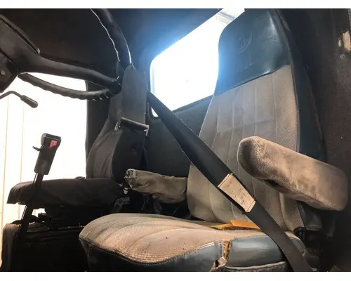 International 9300 Seat (non-Suspension)