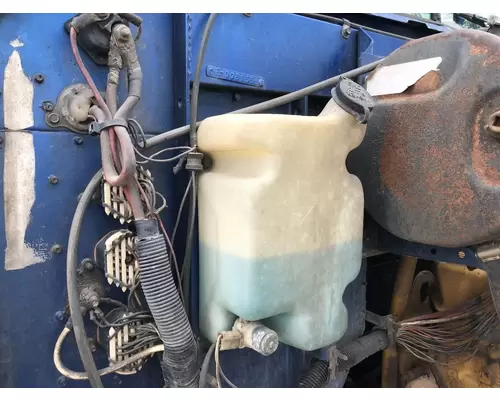 Windshield Washer Reservoir International 9300 Vander Haags Inc Sp