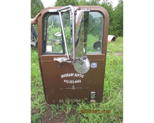 International 9370 Door Assembly, Front