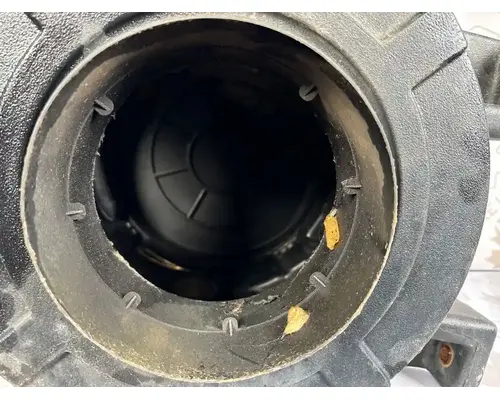 International 9400I Air Cleaner