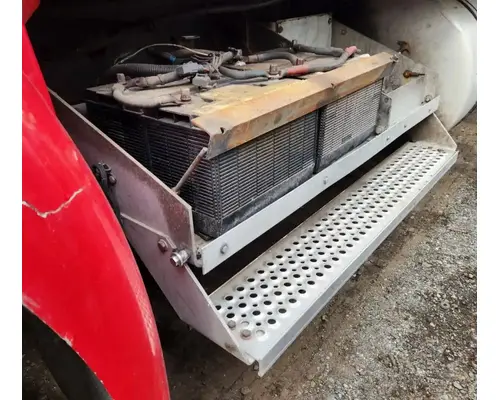 International 9400I Battery Box