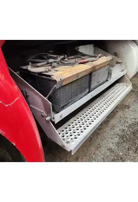 International 9400I Battery Box