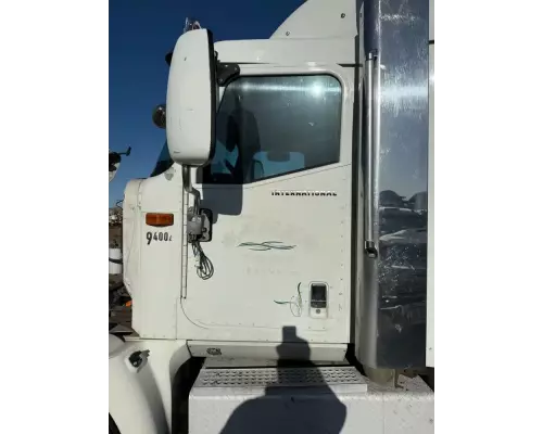 International 9400I Door Assembly, Front