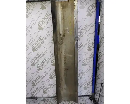 International 9400I Exhaust Pipe