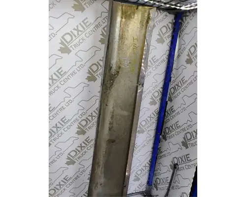 International 9400I Exhaust Pipe