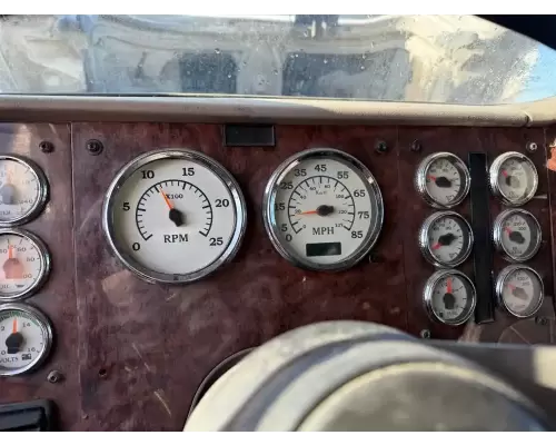 International 9400I Instrument Cluster