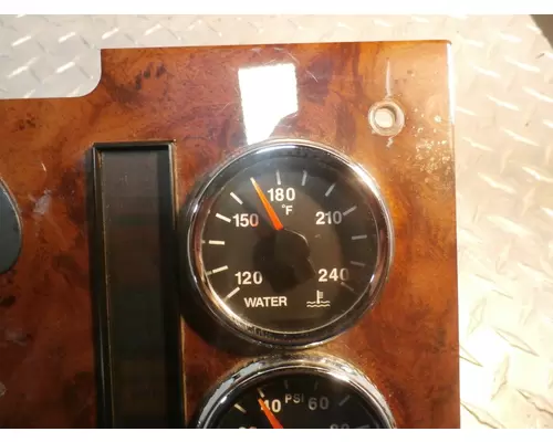 International 9400I Instrument Cluster