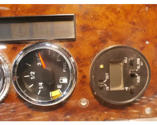 International 9400I Instrument Cluster