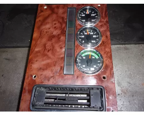 International 9400I Instrument Cluster