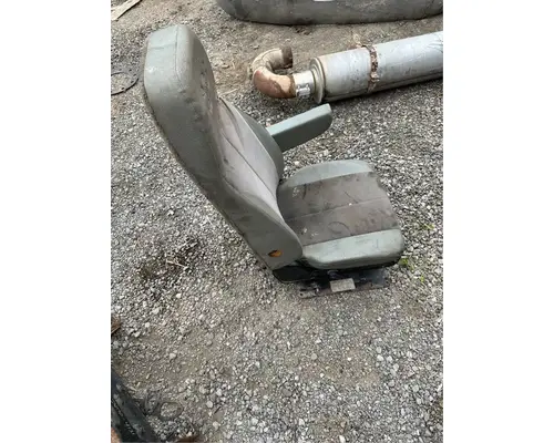 International 9400I Seat, Front