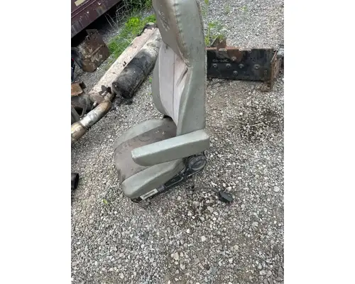 International 9400I Seat, Front