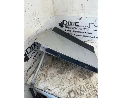 International 9400I Side Fairing