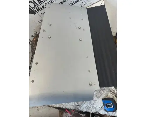 International 9400I Side Fairing