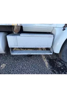 International 9400I Tool Box