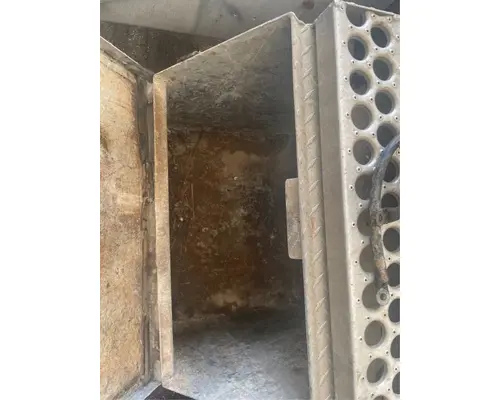 International 9400I Tool Box