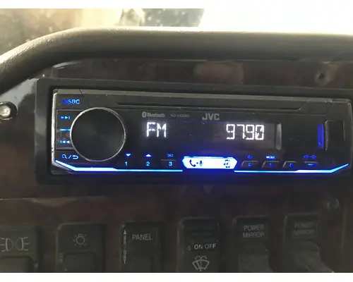 Radio International 9400 Vander Haags Inc WM