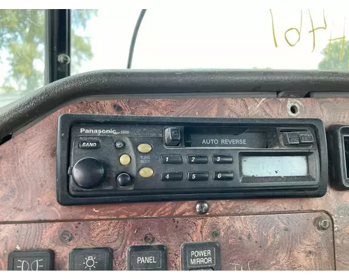 Radio International 9400 Vander Haags Inc Dm
