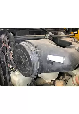 International 9400 Air Cleaner