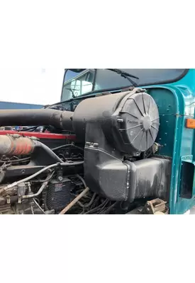 International 9400 Air Cleaner