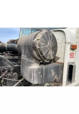 International 9400 Air Cleaner