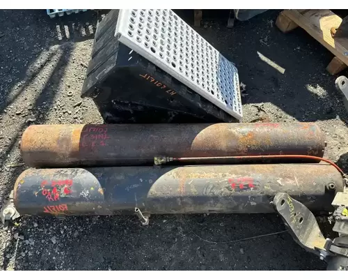 International 9400 Air Tank