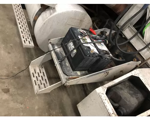 International 9400 Battery Box