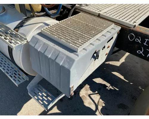 Battery Box International 9400 Vander Haags Inc Dm