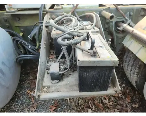 International 9400 Battery Box