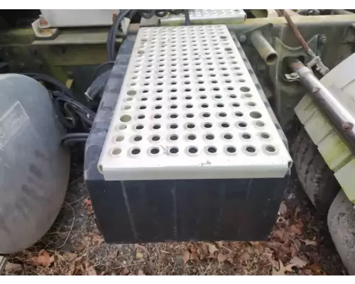 International 9400 Battery Box