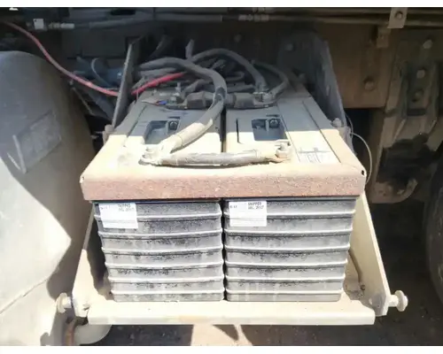 International 9400 Battery Box
