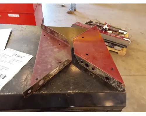 Brackets, Misc. INTERNATIONAL 9400 K &amp; R Truck Sales, Inc.